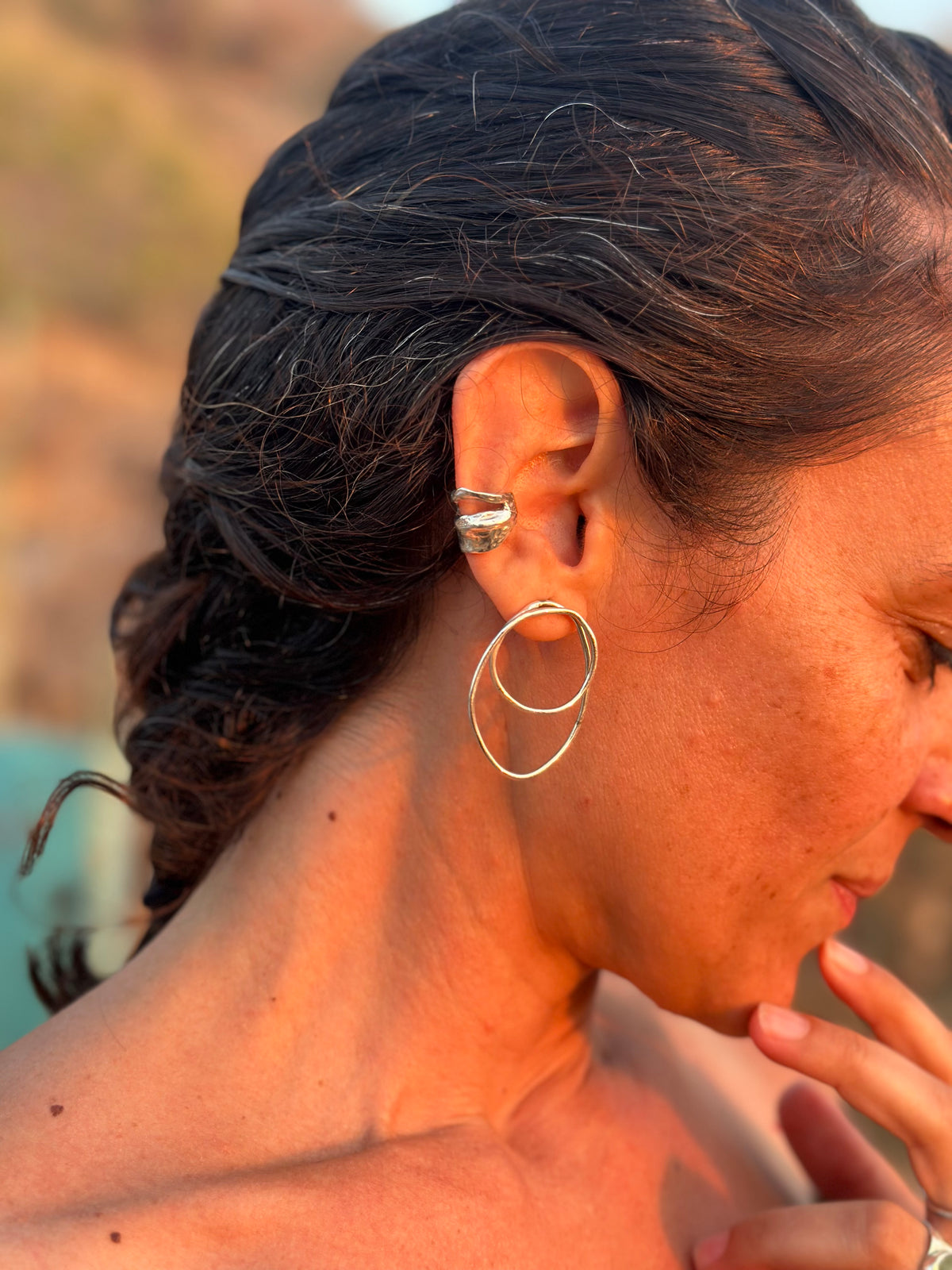 Melt ear cuff