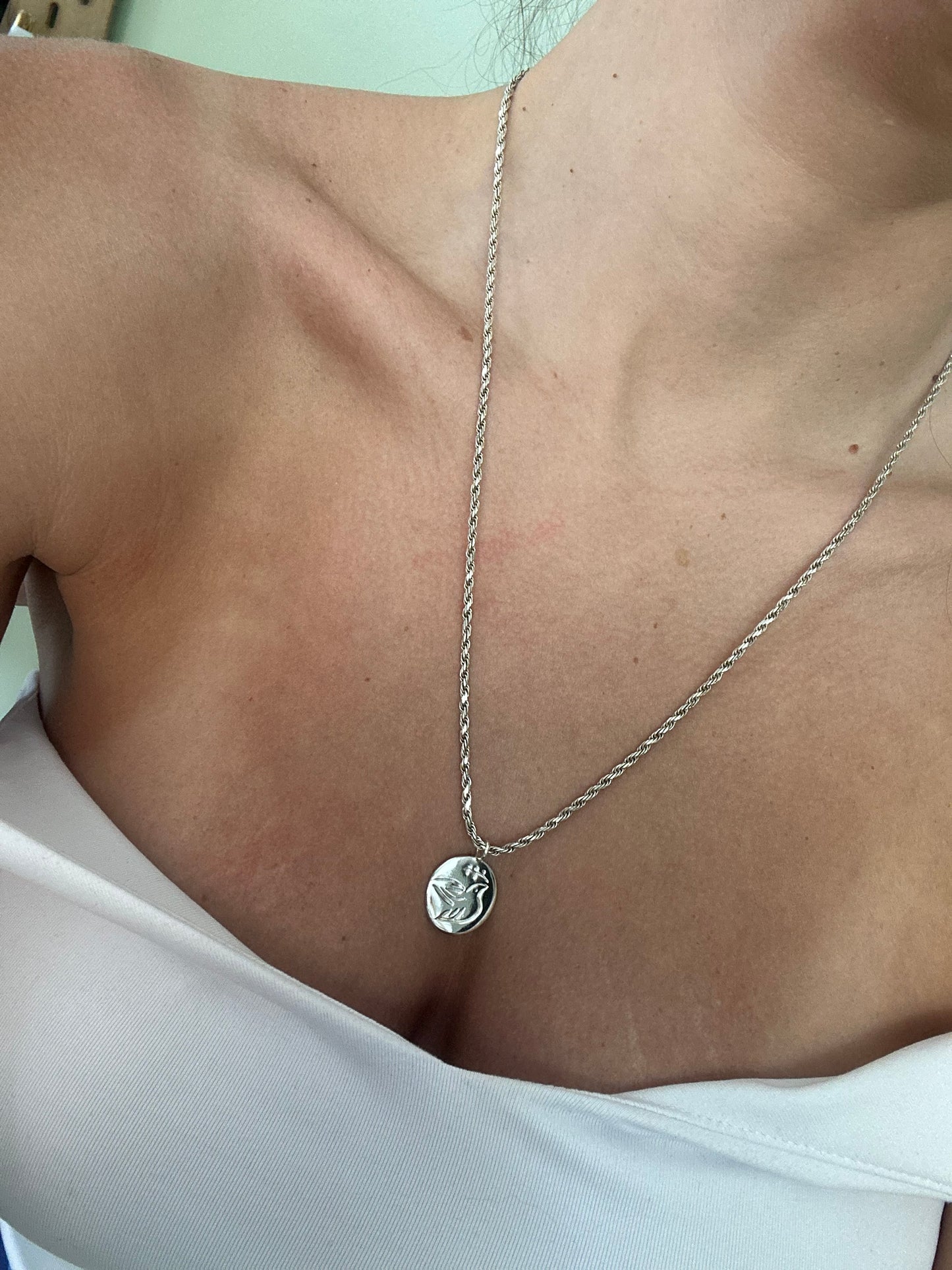 Lucky Dove (twist chain)