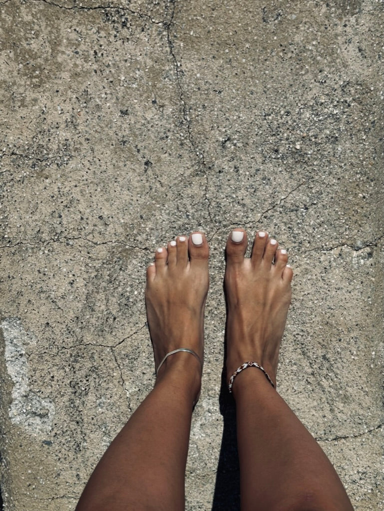 Snake anklet