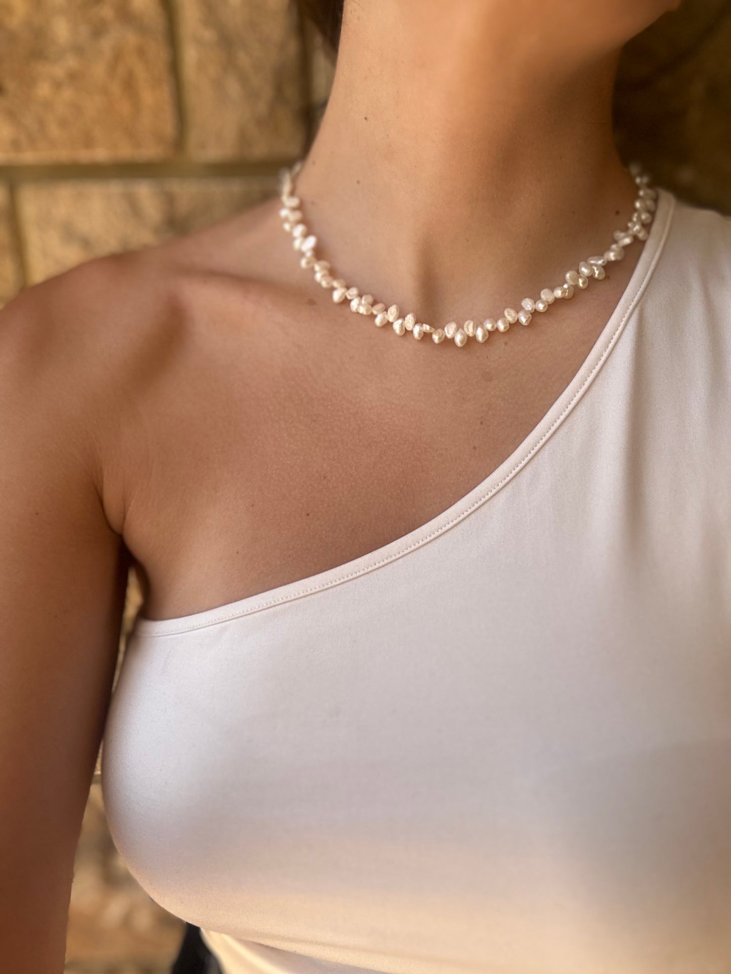 Margaritarenia necklace