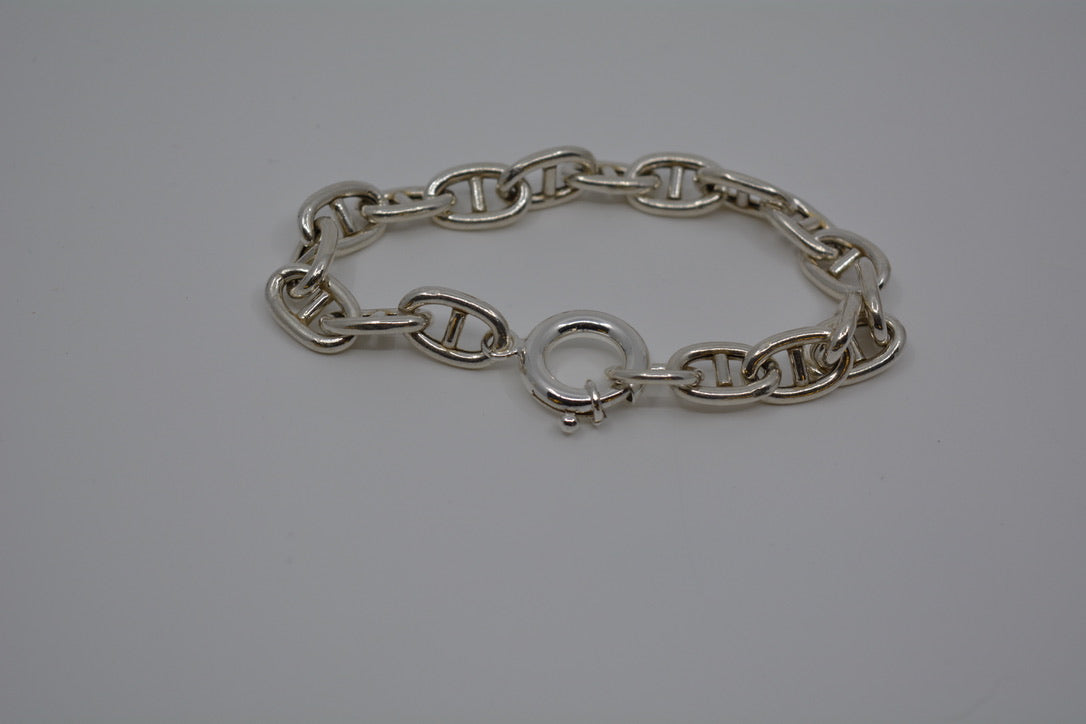 Bold link bracelet