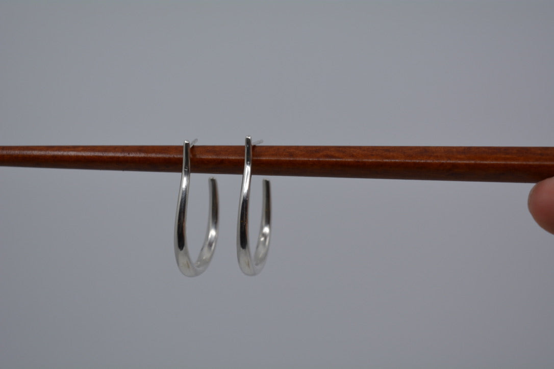 Minimal Hoops