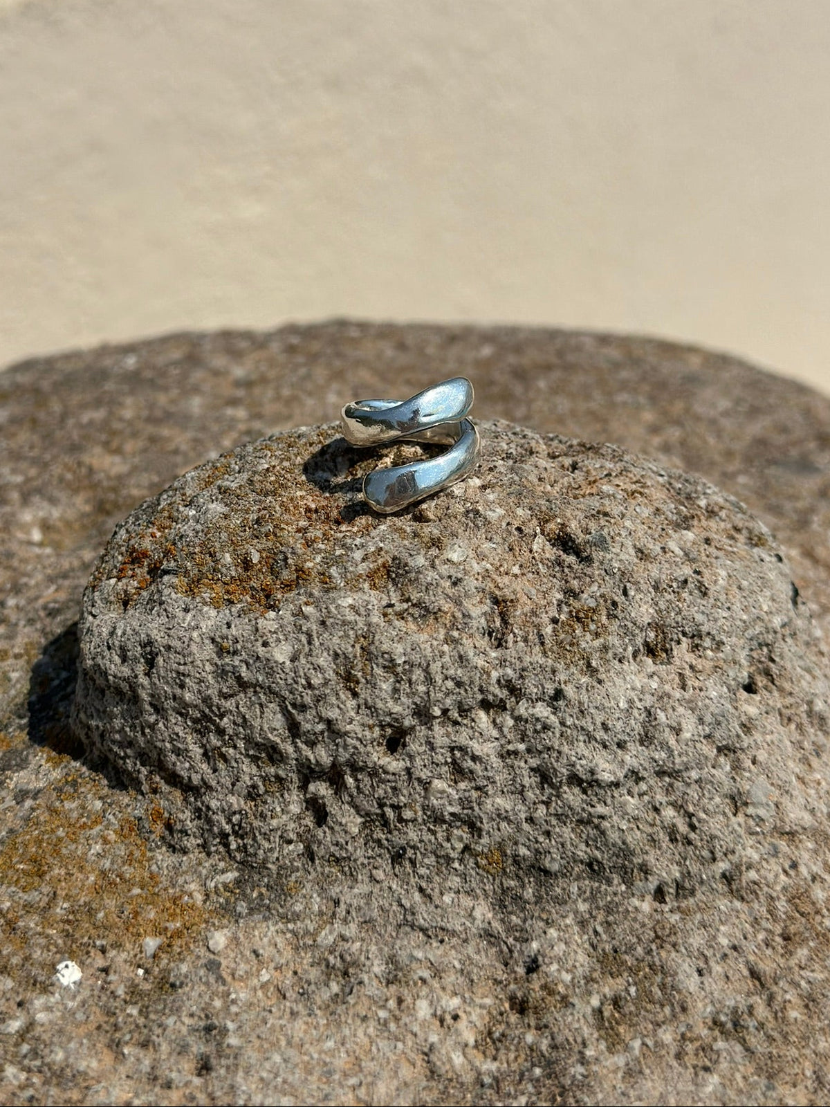Hug ring