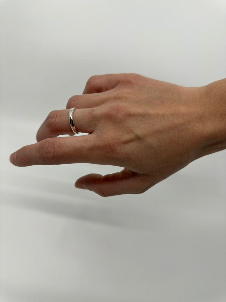 Mobius ring