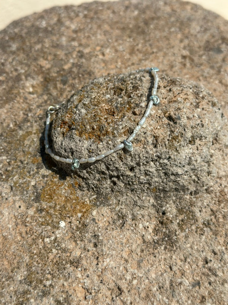Pearl anklet