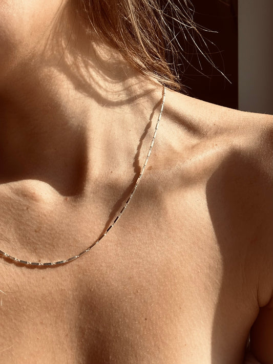 Minimalist chain