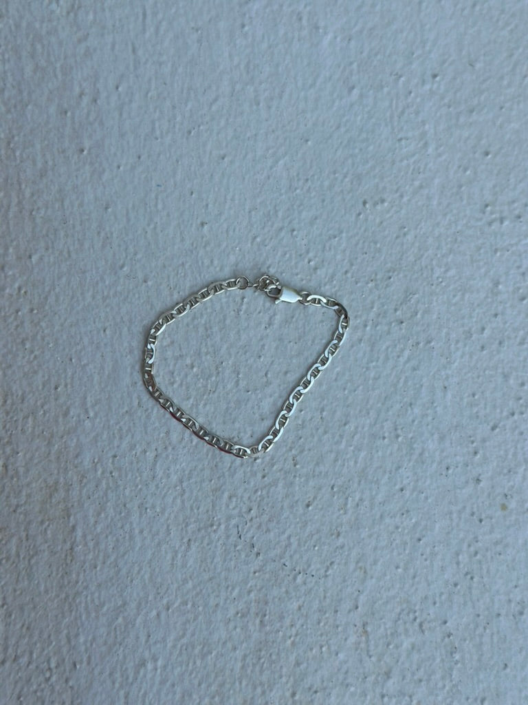 Theta bracelet