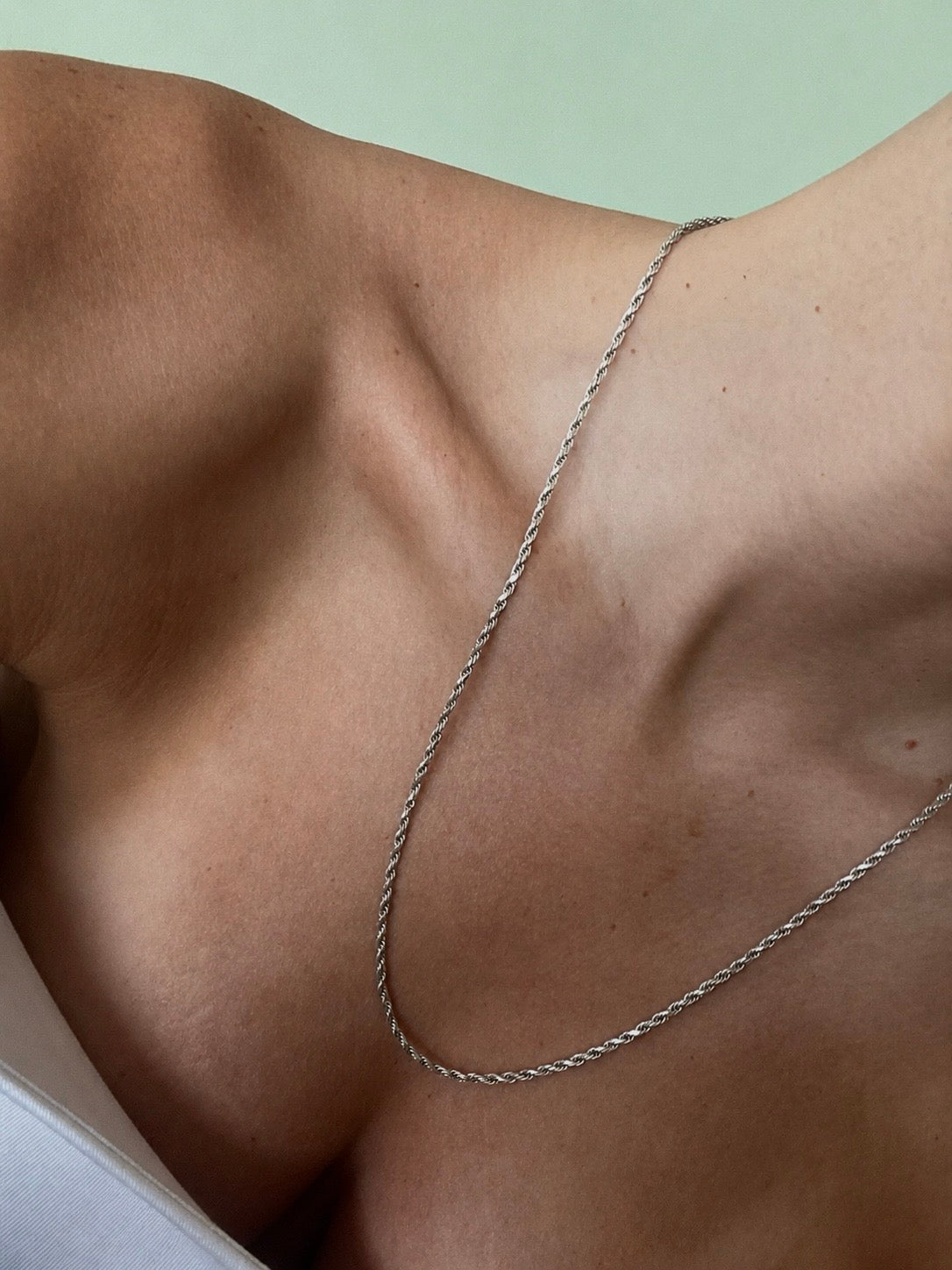 Twist chain